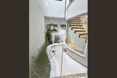 Casa à venda com 3 quartos, 210m² em Vila Bela Vista, Santo André