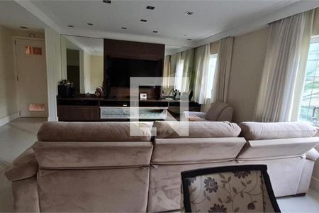 Casa à venda com 4 quartos, 300m² em Jardim Oriental, São Paulo