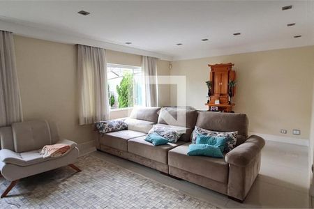 Casa à venda com 4 quartos, 300m² em Jardim Oriental, São Paulo