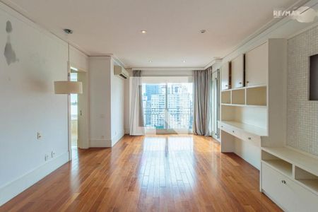 Apartamento à venda com 4 quartos, 351m² em Cerqueira César, São Paulo