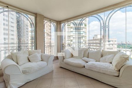 Apartamento à venda com 4 quartos, 351m² em Cerqueira César, São Paulo