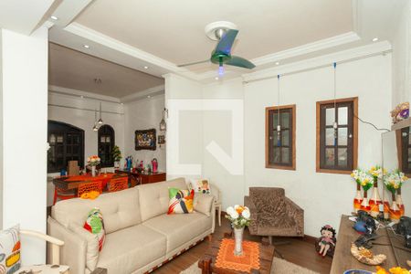 Sala de casa à venda com 4 quartos, 78m² em Vila Socorro, São Paulo