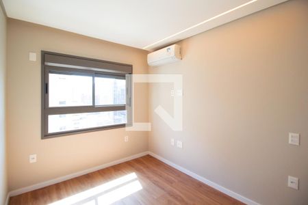 Suíte de apartamento para alugar com 2 quartos, 61m² em Moema, São Paulo