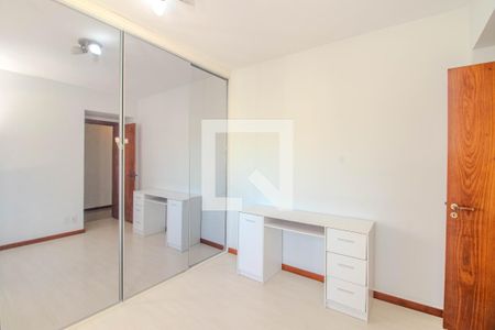 Quarto de apartamento para alugar com 3 quartos, 121m² em Petrópolis, Porto Alegre