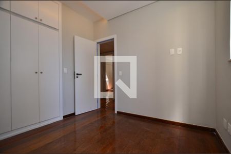 Quarto 2 de apartamento para alugar com 3 quartos, 100m² em Centro, Belo Horizonte