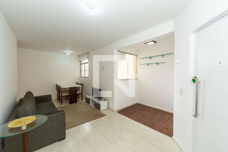 Sala de apartamento para alugar com 3 quartos, 105m² em Buritis, Belo Horizonte