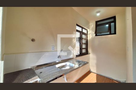Sala/Cozinha de casa para alugar com 2 quartos, 60m² em Alto da Lapa, São Paulo