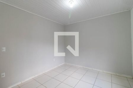 Quarto de casa para alugar com 1 quarto, 63m² em Cavalhada, Porto Alegre