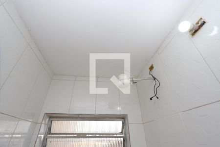 Banheiro Social de casa para alugar com 1 quarto, 92m² em Vila Lucia, São Paulo