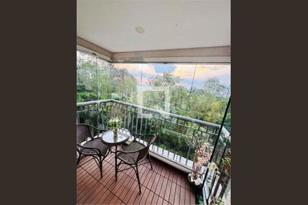 Apartamento à venda com 2 quartos, 72m² em Vila Castelo, São Paulo