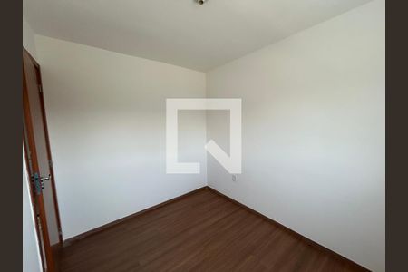 Quarto 1 de apartamento para alugar com 2 quartos, 40m² em Del Castilho, Rio de Janeiro