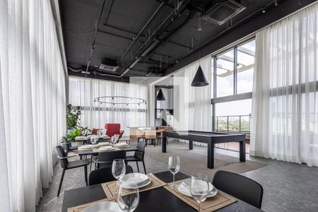 Apartamento à venda com 3 quartos, 45m² em Santo Amaro, São Paulo