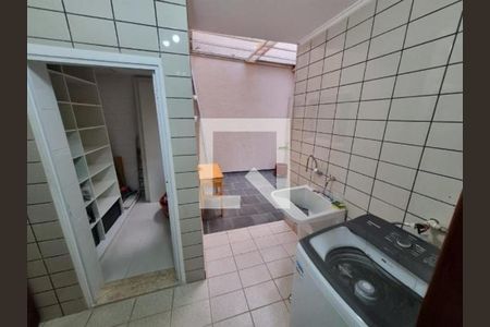 Casa à venda com 3 quartos, 179m² em Jardim das Vertentes, São Paulo