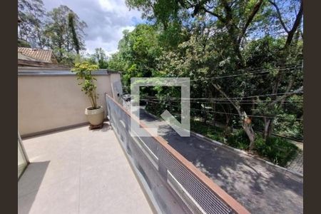 Casa à venda com 3 quartos, 179m² em Jardim das Vertentes, São Paulo
