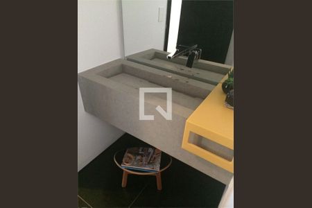 Apartamento à venda com 1 quarto, 70m² em Campo Belo, São Paulo