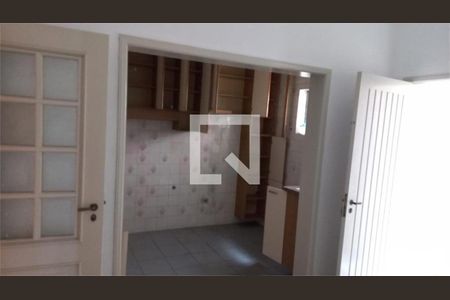 Casa à venda com 3 quartos, 200m² em Planalto Paulista, São Paulo