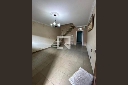 Casa de Condomínio à venda com 3 quartos, 168m² em Pari, São Paulo