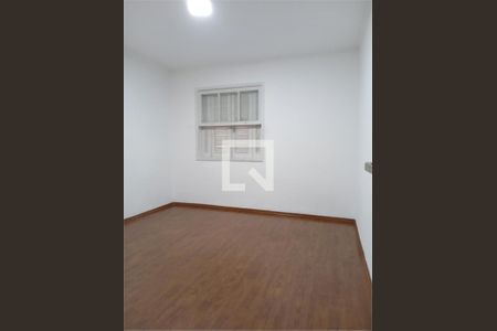 Casa à venda com 2 quartos, 107m² em Parque Colonial, São Paulo