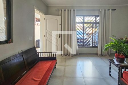 Sala de casa para alugar com 3 quartos, 180m² em Vila Santo Antônio, Guarujá