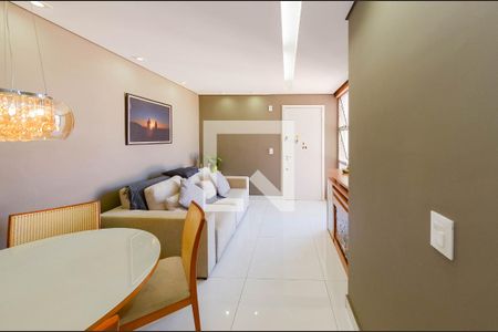 Sala de apartamento à venda com 2 quartos, 50m² em Camargos, Belo Horizonte