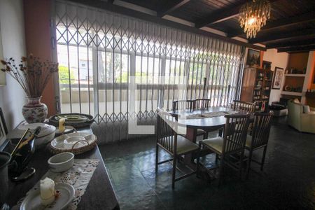 Sala de casa à venda com 3 quartos, 500m² em Jardim Londrina, São Paulo
