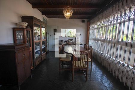 Sala de casa à venda com 3 quartos, 500m² em Jardim Londrina, São Paulo