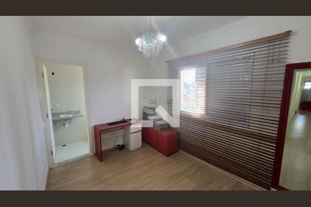 Casa à venda com 3 quartos, 242m² em Cidade Mãe do Céu, São Paulo