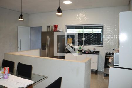 Casa para alugar com 3 quartos, 100m² em Jardim Monte Santo, Cotia