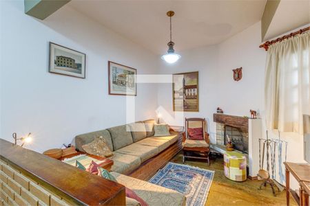 Casa à venda com 3 quartos, 250m² em Jardim Marajoara, São Paulo