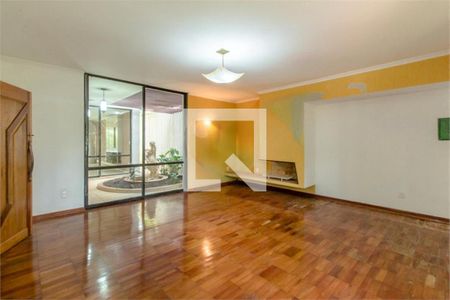 Casa à venda com 4 quartos, 563m² em Santo Amaro, São Paulo