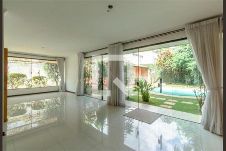 Casa à venda com 4 quartos, 563m² em Santo Amaro, São Paulo
