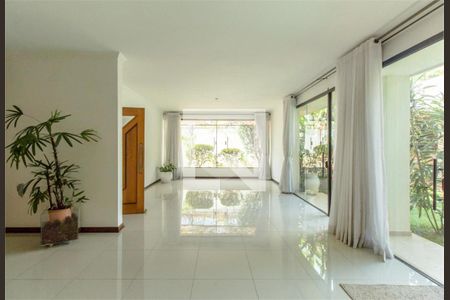 Casa à venda com 4 quartos, 563m² em Santo Amaro, São Paulo
