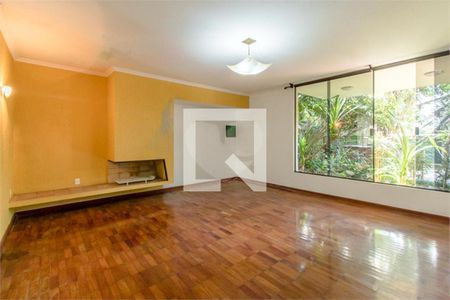 Casa à venda com 4 quartos, 563m² em Santo Amaro, São Paulo