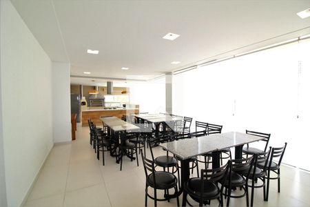 Apartamento à venda com 4 quartos, 195m² em Chácara Santo Antônio, São Paulo