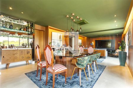 Apartamento à venda com 3 quartos, 251m² em Campo Belo, São Paulo