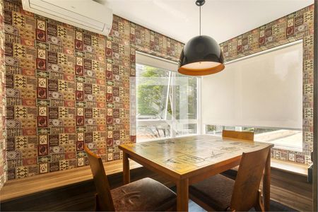 Apartamento à venda com 3 quartos, 251m² em Campo Belo, São Paulo