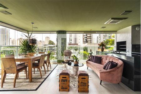 Apartamento à venda com 3 quartos, 251m² em Campo Belo, São Paulo