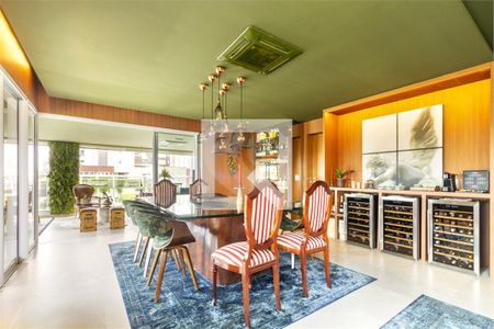 Apartamento à venda com 3 quartos, 251m² em Campo Belo, São Paulo