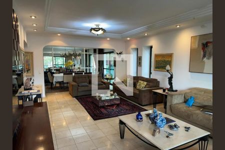 Apartamento à venda com 3 quartos, 242m² em Vila Suzana, São Paulo