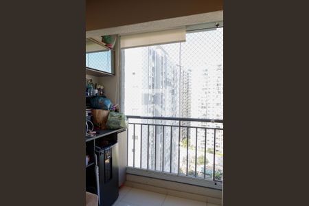 Sacada de apartamento à venda com 2 quartos, 57m² em Continental, Osasco