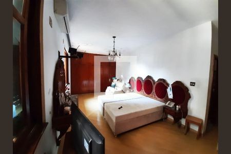 Casa à venda com 4 quartos, 500m² em Brooklin, São Paulo