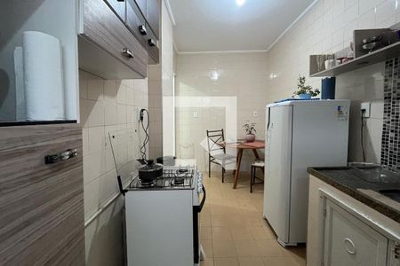 Cozinha de kitnet/studio para alugar com 1 quarto, 53m² em Aparecida, Santos