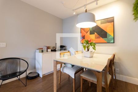 Sala de apartamento à venda com 2 quartos, 65m² em Vila Gumercindo, São Paulo