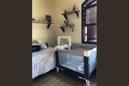 Casa à venda com 4 quartos, 200m² em Vila Moraes, São Paulo