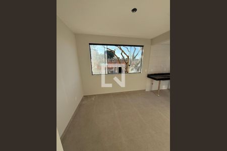 Apartamento à venda com 2 quartos, 61m² em Ipiranga, Belo Horizonte