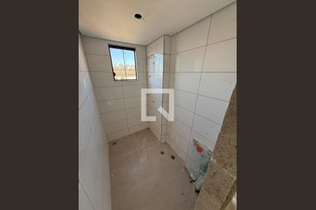 Apartamento à venda com 2 quartos, 61m² em Ipiranga, Belo Horizonte
