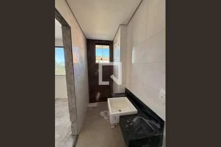 Apartamento à venda com 2 quartos, 61m² em Ipiranga, Belo Horizonte