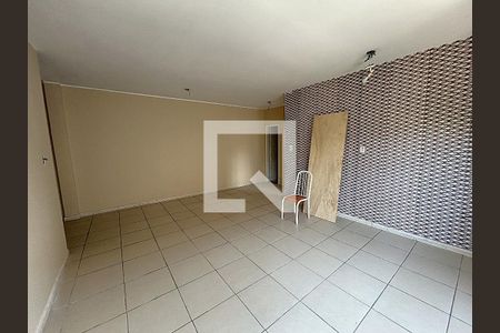 Sala de casa para alugar com 2 quartos, 70m² em Piedade, Rio de Janeiro