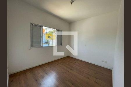 Casa à venda com 3 quartos, 250m² em Vila Sao Domingos, São Paulo