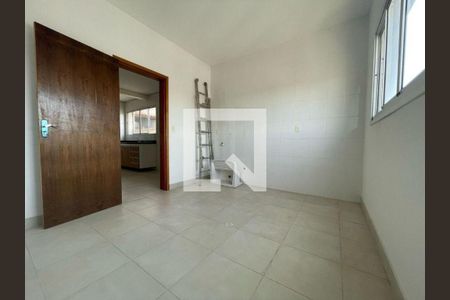Casa à venda com 3 quartos, 250m² em Vila Sao Domingos, São Paulo
